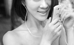 儿子的坤坤放入妈妈的坤坤里